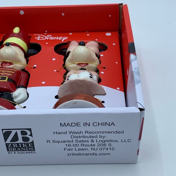 Disney Mickey and Minnie Mouse Nutcracker Ceramic Salt & Pepper Shakers - Picture 8 of 9